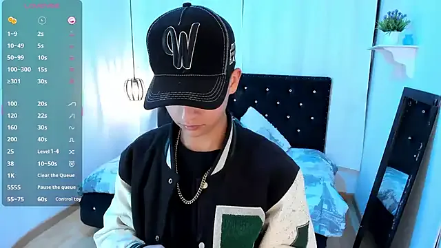 EsmeBrowm – webcam model profile photo Image 2