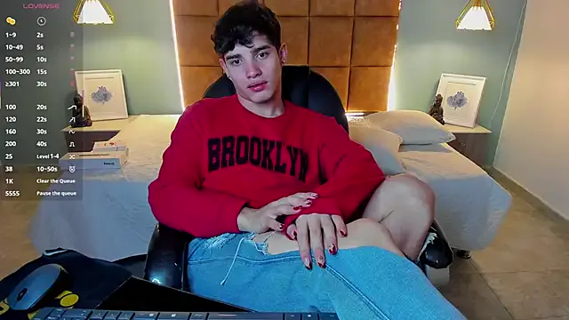 ElaRossie – webcam model profile photo Image 18