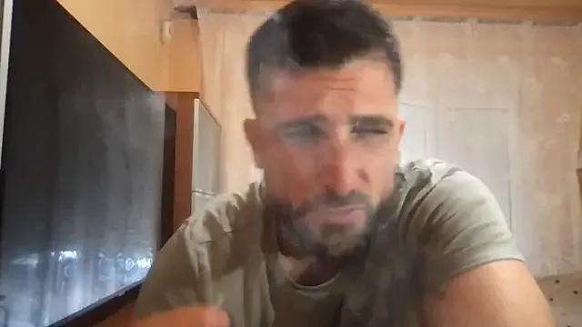 MiraKova – webcam model profile photo Image 17