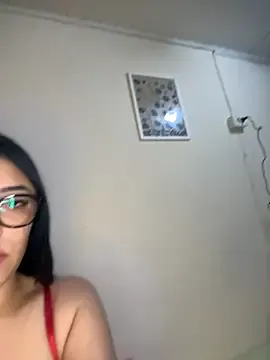 Kaila – webcam model profile photo Image 6