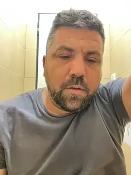 SerenaStar – webcam model profile photo Image 10