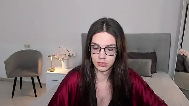 FaaBinaa – webcam model profile photo Image 16