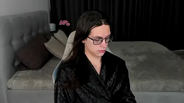 FaaBinaa – webcam model profile photo Image 7