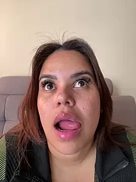 AliceStarshine – webcam model profile photo