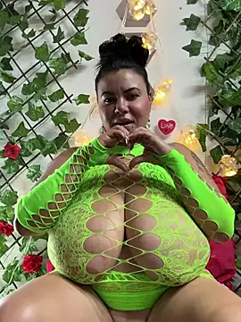 alicia_squirt_big Image 6
