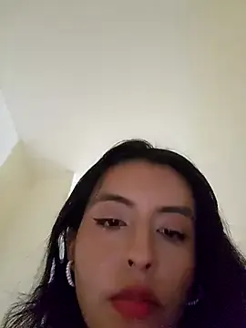 AliishaPss Image 3