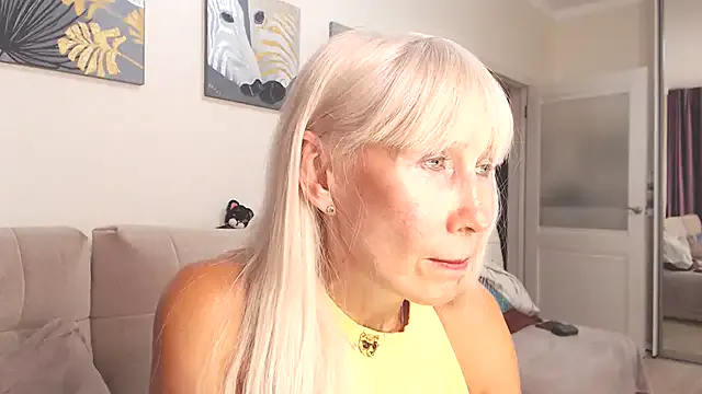 AlisaDeluxe's Thumb Image