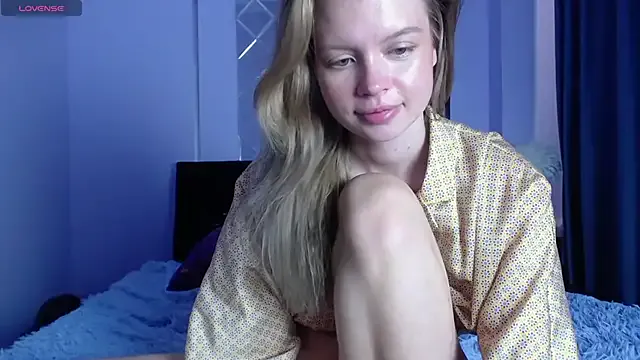 Evie – webcam model profile photo Image 11