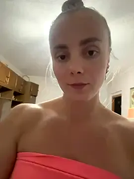 Dasha – webcam model profile photo Image 8