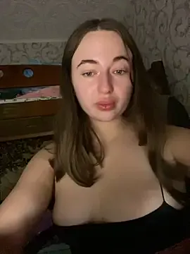 MiaKorz – webcam model profile photo Image 3