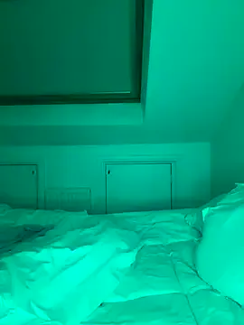 LovelyLydia – webcam model profile photo Image 6