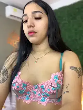 Rubi_9ahbouna – webcam model profile photo Image 5