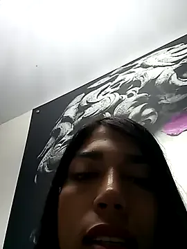 lucie_mehott – webcam model profile photo Image 12