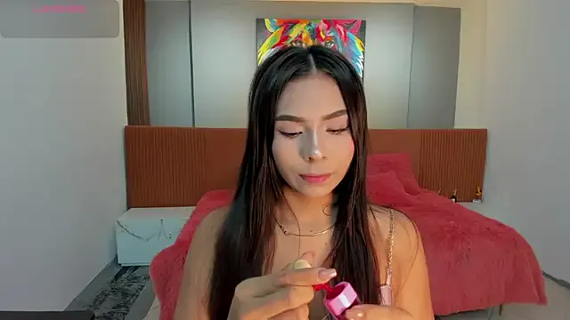 MiraKova – webcam model profile photo Image 17