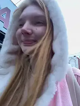 AmmyHot Image 2