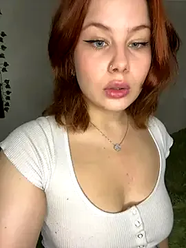 raisawetsx – webcam model profile photo Image 6