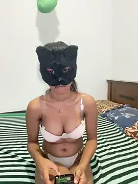 BelleSummer – webcam model profile photo Image 4