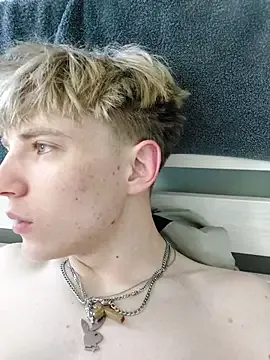 HillaryDiez – webcam model profile photo Image 12