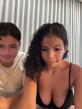 MiraKova – webcam model profile photo Image 2