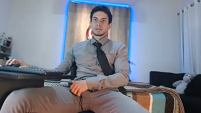 AdrianaAndrade – webcam model profile photo Image 16