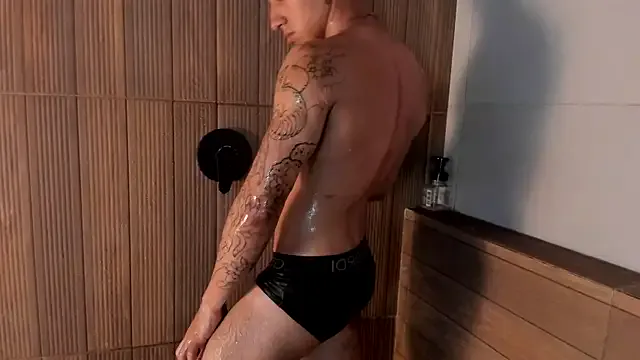 Mis_malika2 – webcam model profile photo Image 10