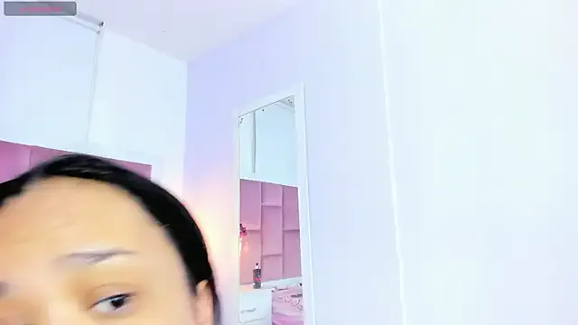AnieRey Image 2