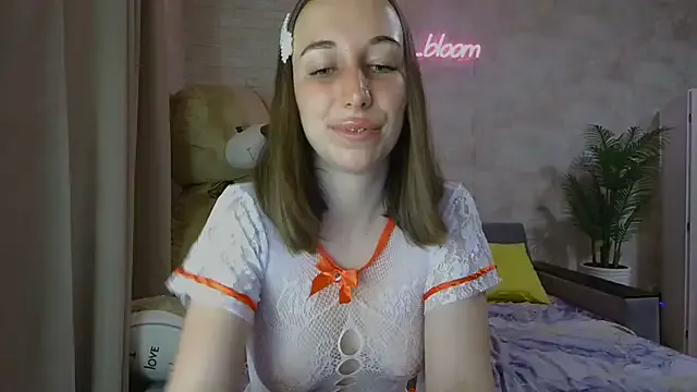 Kyrymi – webcam model profile photo Image 14