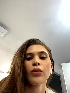 HaleyLyon – webcam model profile photo Image 12