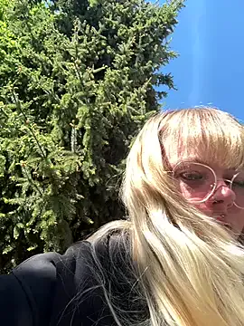 AnnaLenaaa Image 4