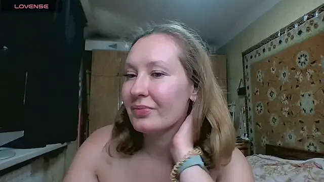 SonY_CaM – webcam model profile photo Image 12
