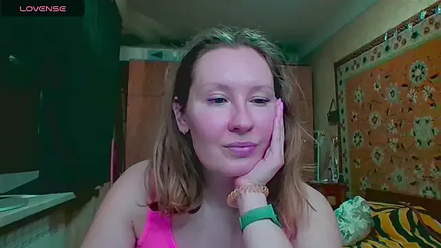 SonY_CaM – webcam model profile photo Image 2