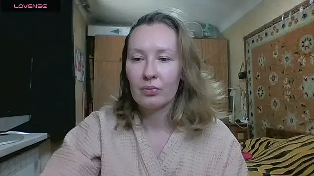 SonY_CaM – webcam model profile photo Image 9