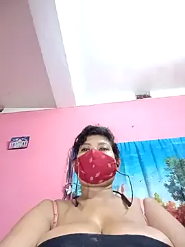 EsmeBrowm – webcam model profile photo Image 13