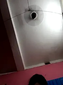 EsmeBrowm – webcam model profile photo Image 9