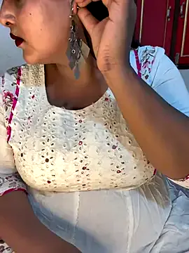 JenaQueen – webcam model profile photo Image 6