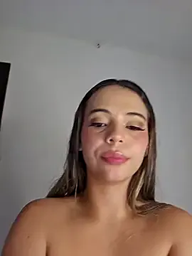 Antonella2_m Image 3