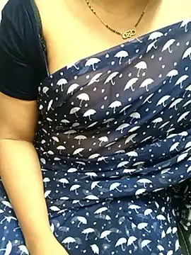 -momoo- – webcam model profile photo Image 2