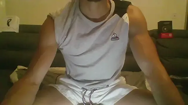 Ranting18 – webcam model profile photo Image 14