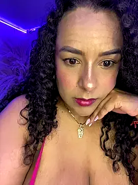 Eshwari_Chopra – webcam model profile photo Image 9