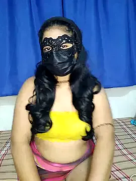Ariana__Marie Image 6
