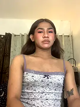 maataaan – webcam model profile photo Image 15