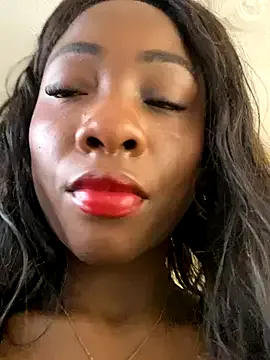 _Abril-Office1 – webcam model profile photo Image 4