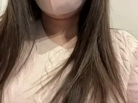 Dolce – webcam model profile photo Image 4