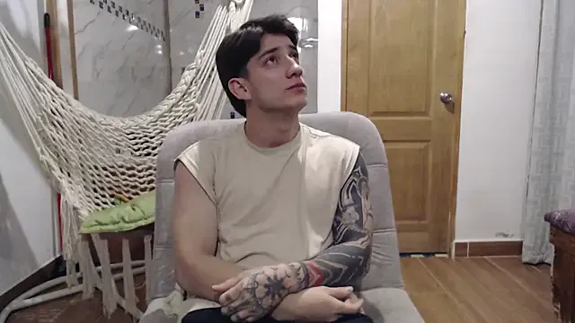 VICTORIA89 – webcam model profile photo Image 6