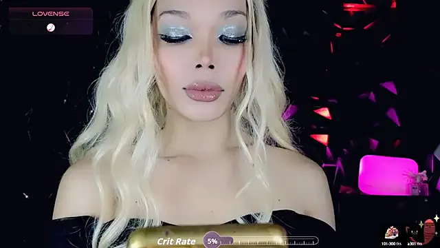 RoxyBuch – webcam model profile photo Image 6