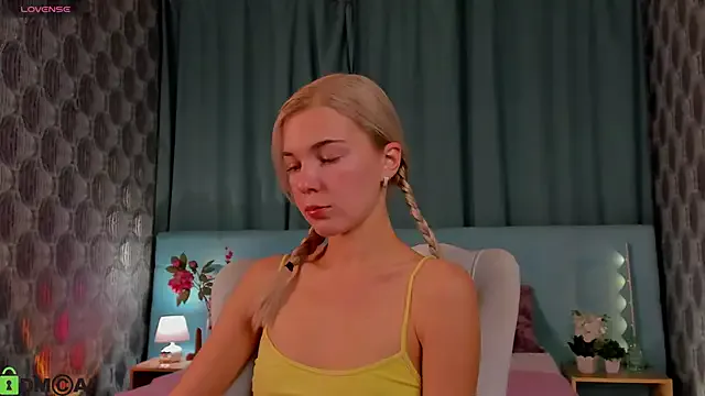 BiancaFlame – webcam model profile photo Image 7