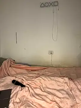 MelinaLuviani – webcam model profile photo Image 3