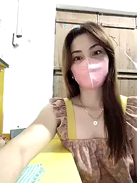 Josephine – webcam model profile photo Image 9