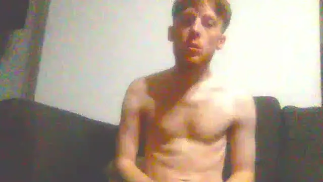 CarolineCouls – webcam model profile photo Image 4