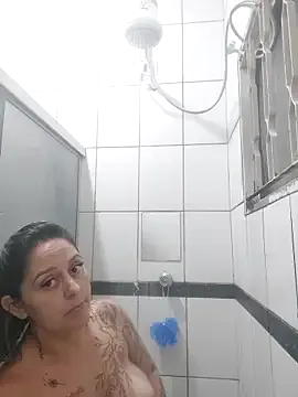 ErzabelLew – webcam model profile photo Image 6